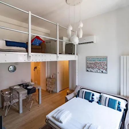 The Rent - Lovely Loft With Balcony Near Piazza Vetra Apartament *