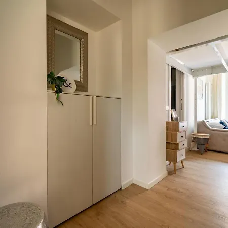 The Rent - Lovely Loft With Balcony Near Piazza Vetra Mediolan